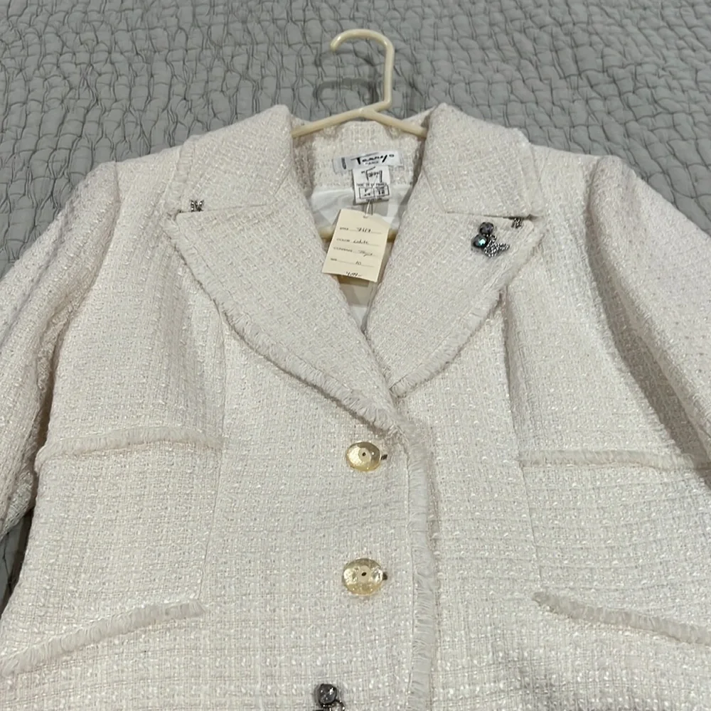 Jacket - Picture 5 of 11